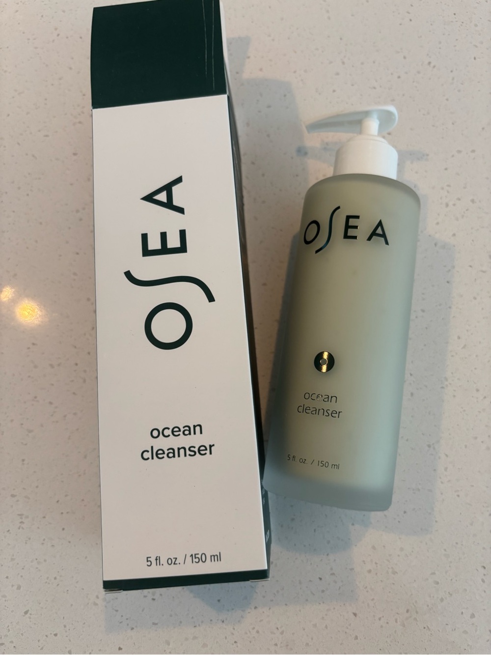 NIB Osea ocean facial cleanser full size